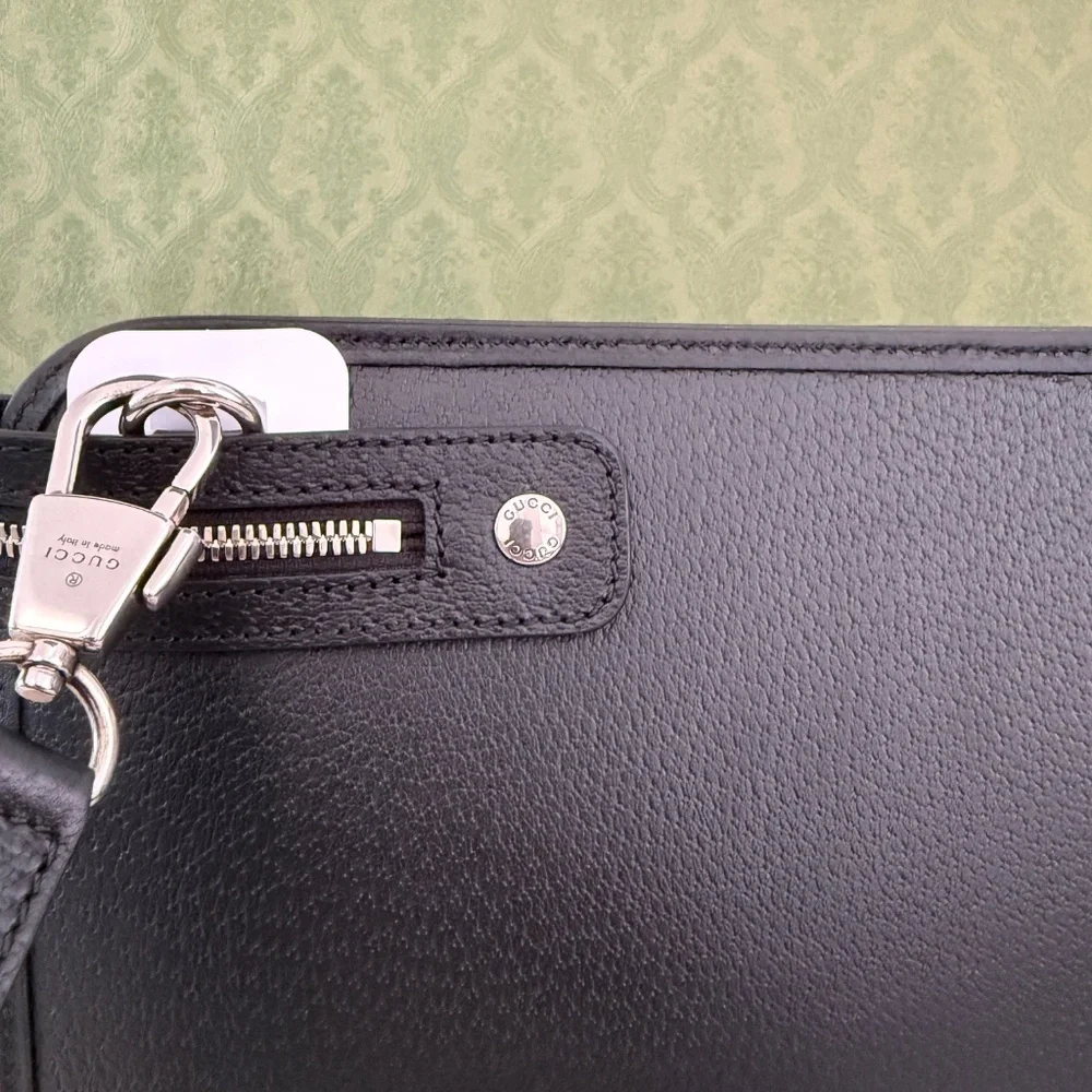 Gucci 735111 Unisex Black‎ Saffiano Leather Messenger Bag